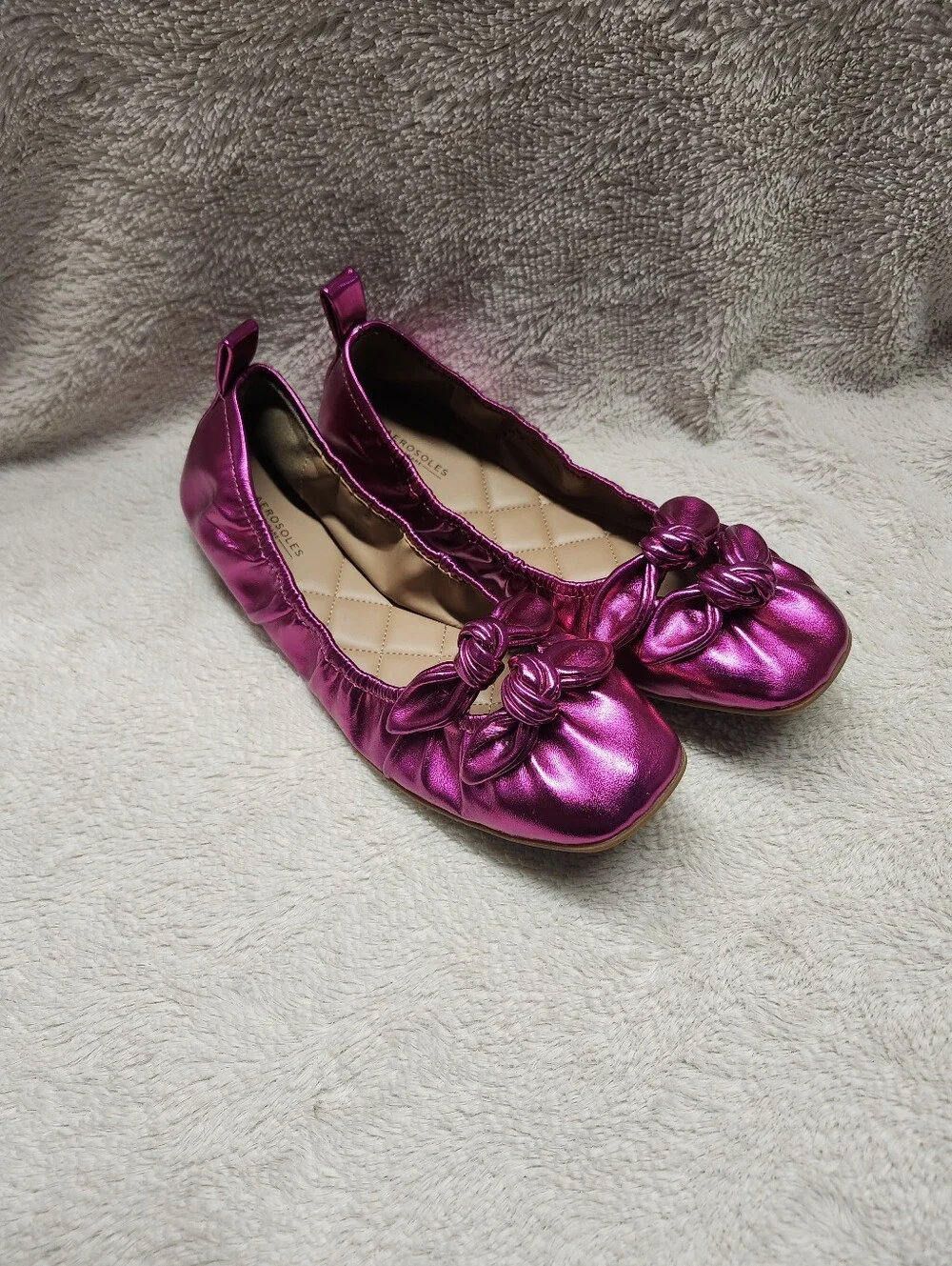• Aerosoles Romy Metallic Fuchsia Pink Bow Ballet Flats Square Toe NWOB 7M